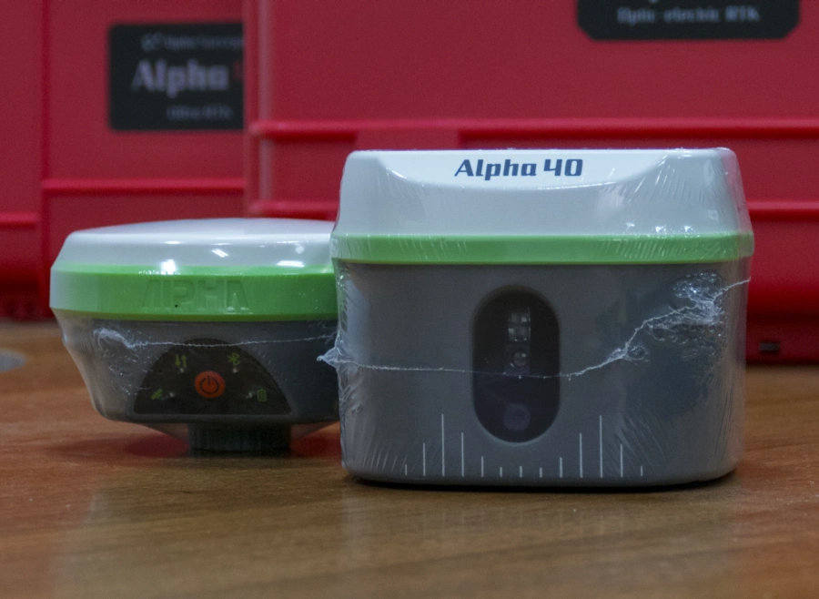 alpha40_custom-3.webp